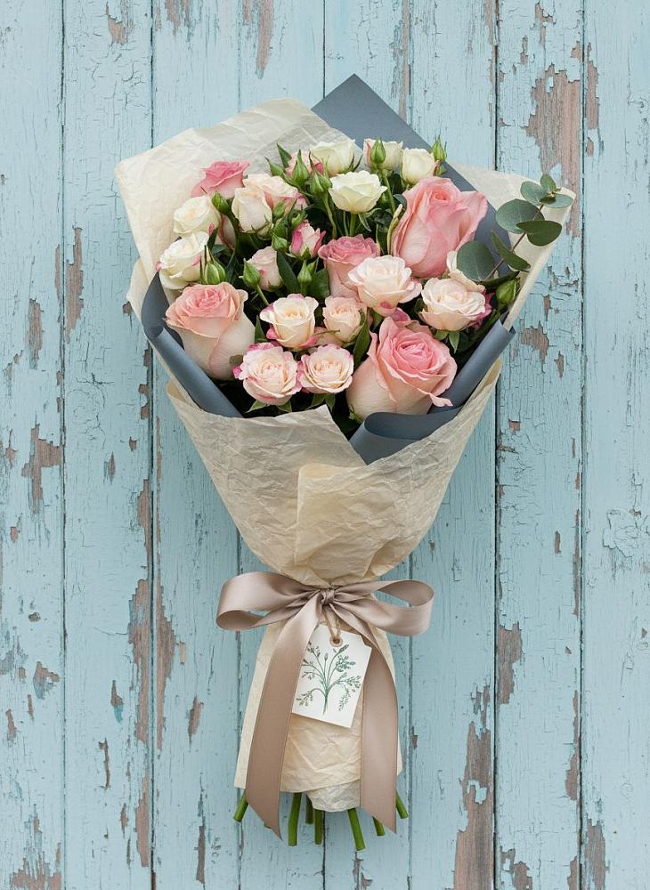 Букет цветов из: Розы в Михайловской