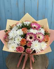 Букет цветов из:  Розы, Герберы и Хризантемы в Михайловской