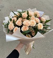 Букет Кремовые розы Латте в Михайловской