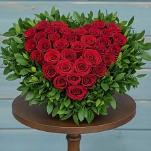 Цветочная композиция из Розы в виде сердца в Михайловской