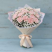 Букет цветов из:  Гвоздики в Михайловской