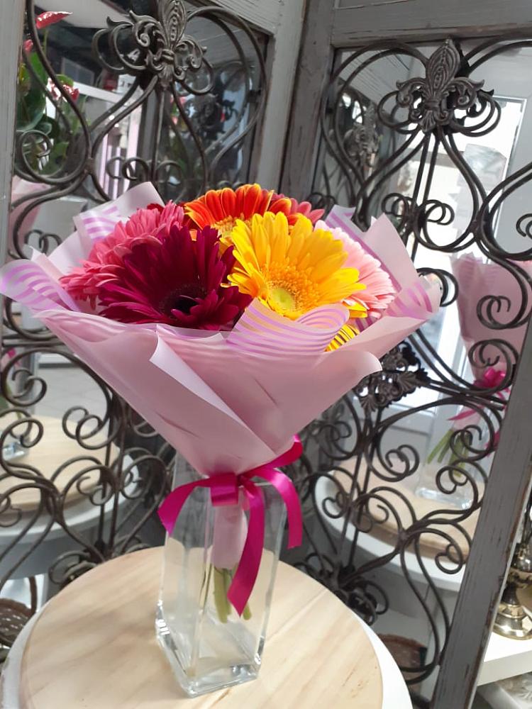 Букет цветов из: Герберы в Михайловской