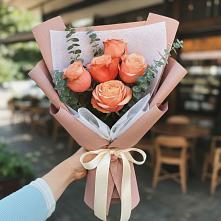 Букет цветов из:  Розы в Михайловской
