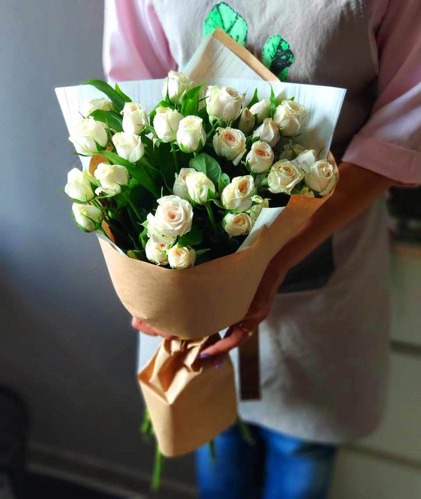 Букет цветов из: Розы в Михайловской