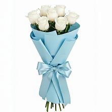 Букет 7 белых роз Проуд в Михайловской