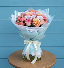 Букет цветов из:  Хризантемы и Розы #REPLACE_PRED# Михайловской