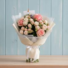 Букет цветов из:  Розы в Михайловской