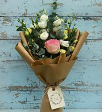 Букет цветов из:  Розы и Лизиантусы #REPLACE_PRED# Михайловской