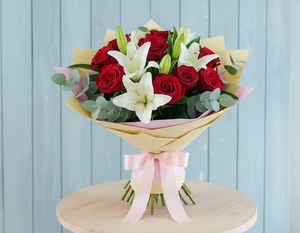 Букет цветов из: Лилии и Розы в Михайловской