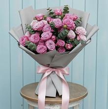 Букет цветов из:  Розы #REPLACE_PRED# Михайловской